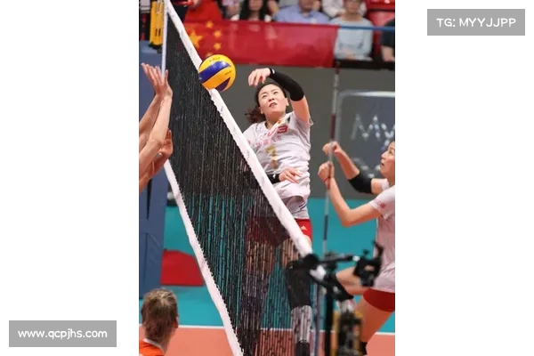 陈友泉签约排协正式上任 已开始带队训练 曾执教女排夺得亚洲杯 陈友泉签约排协正式上任 已开始带队训练 曾执教女排夺得亚洲杯